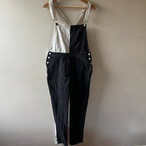Vintage Guess Two-Tone Denim Overalls – Black & White Colorblock – Size 6